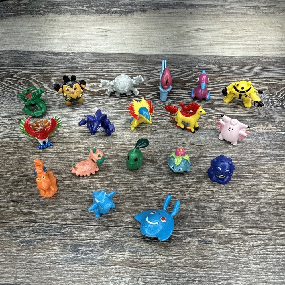 Lot Of 18 Vintage Pokemon RL 1" Micro Mini Figures Mixed Lot No Duplicates